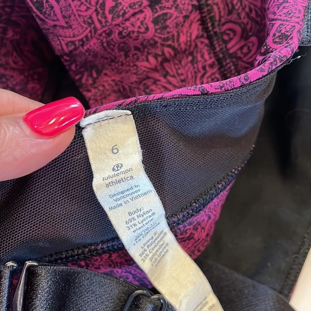 LULULEMON BOTH WAYS paisley sports tank bra adjustable straps paisley fitness 6